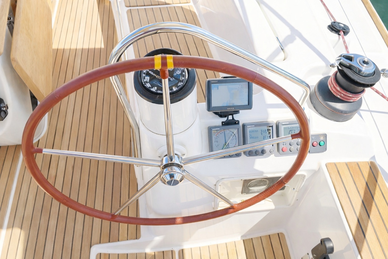 42ft Jeanneau Yacht For Sale