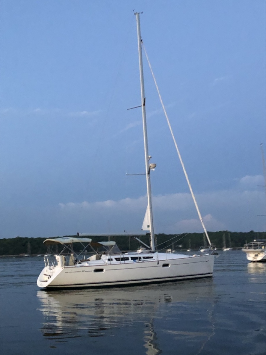 42ft Jeanneau Yacht For Sale