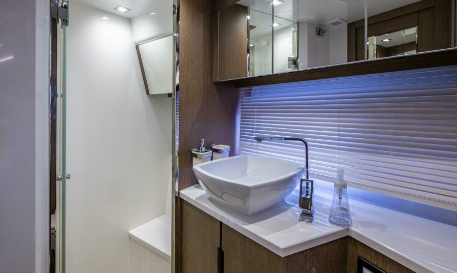 55' 2020 Galeon 550 Fly