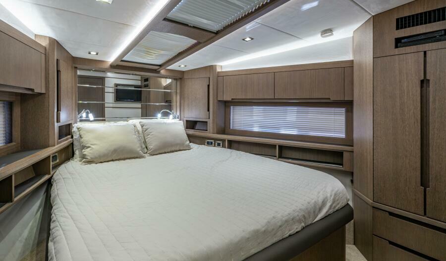 55' 2020 Galeon 550 Fly