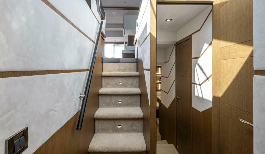 55' 2020 Galeon 550 Fly