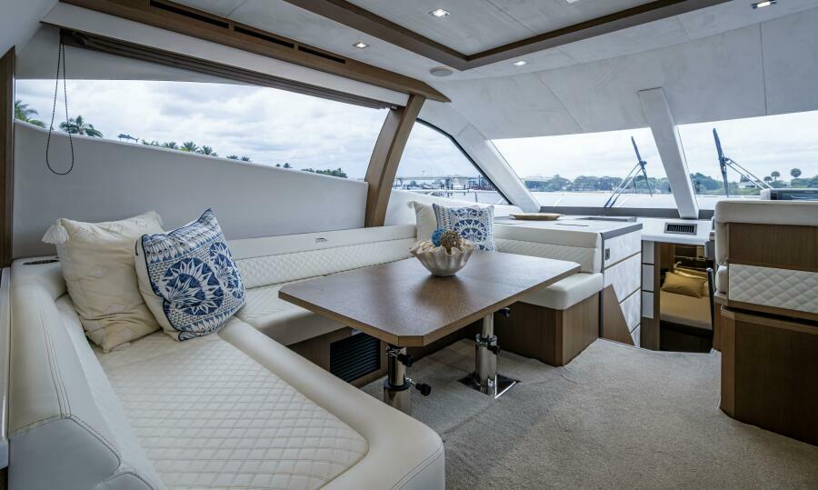 55' 2020 Galeon 550 Fly
