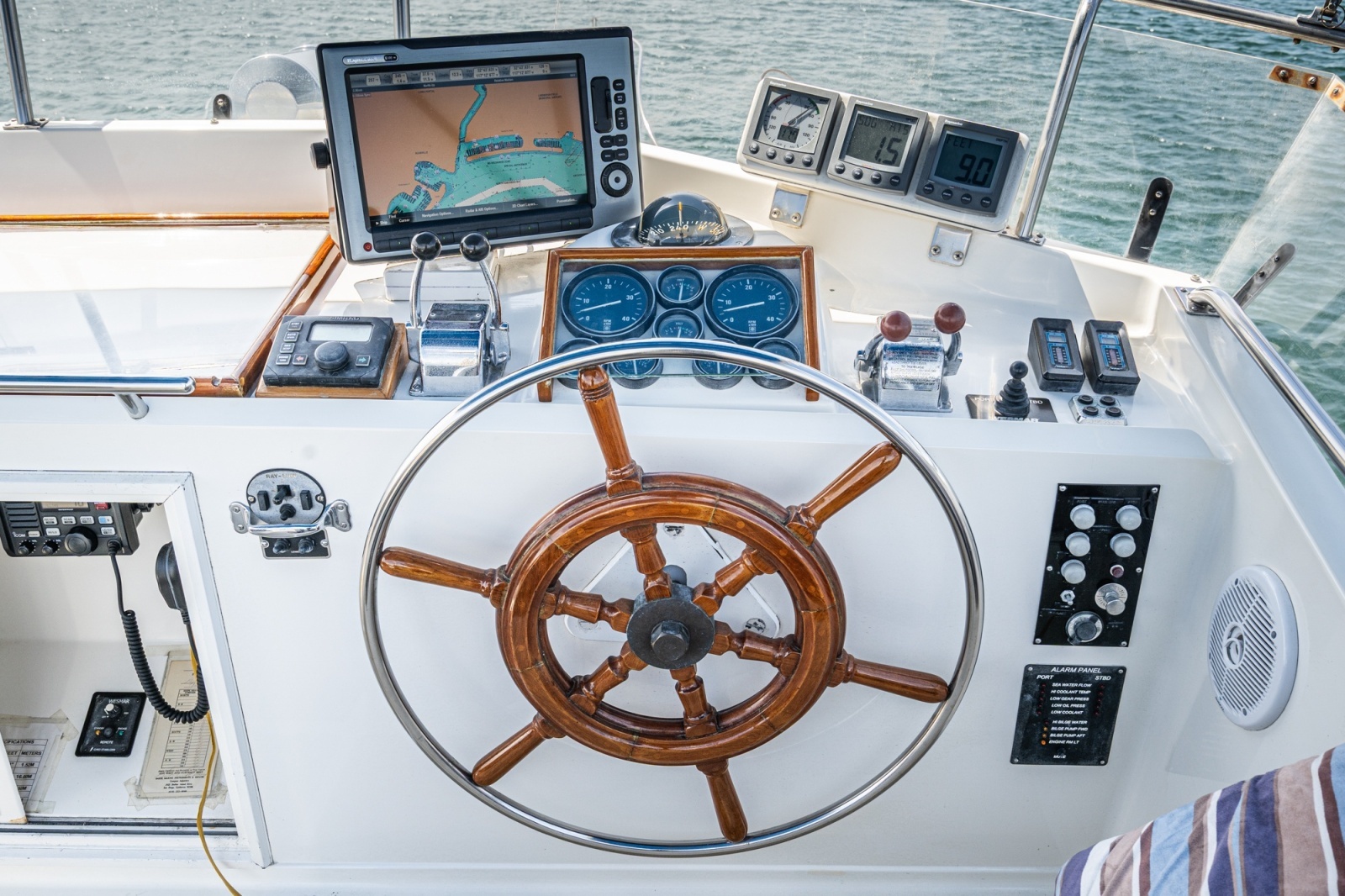 1987 Grand Banks 47 motoryacht