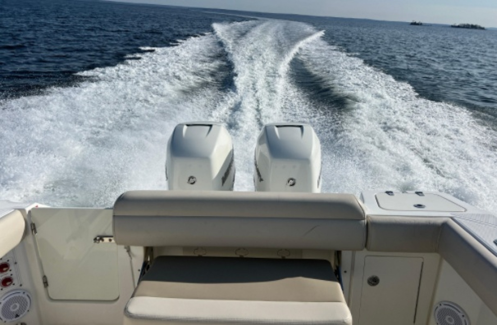 28ft Boston Whaler Yacht For Sale