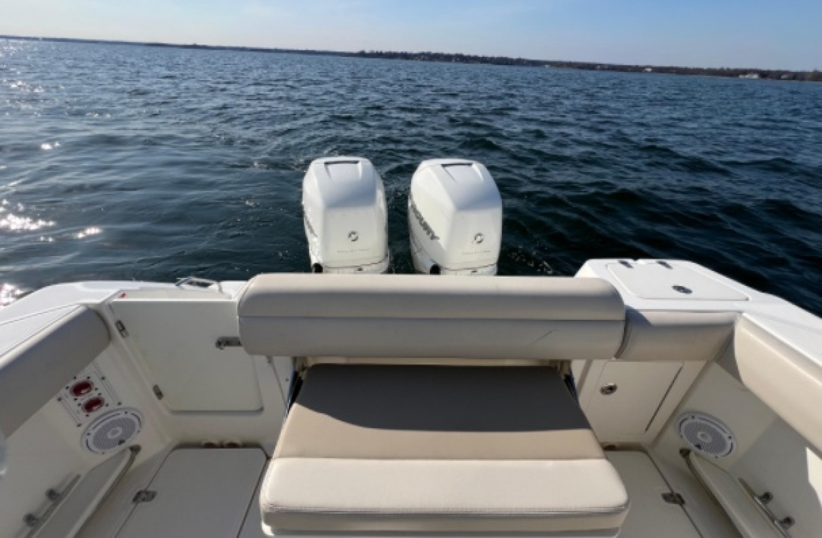 28ft Boston Whaler Yacht For Sale