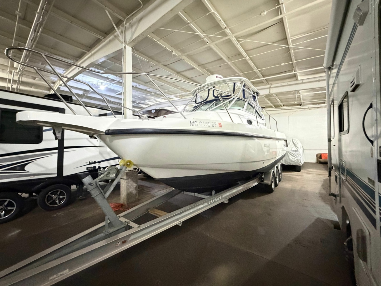 26' 2001 Boston Whaler 2600 Conquest