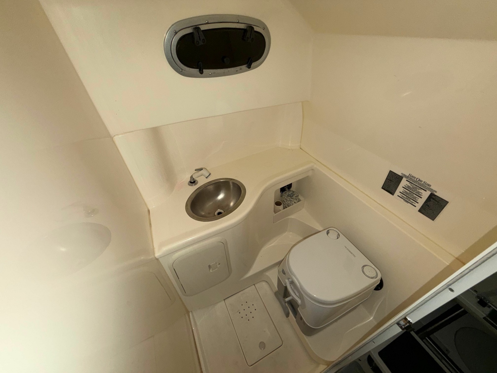 26ft Boston Whaler Yacht For Sale