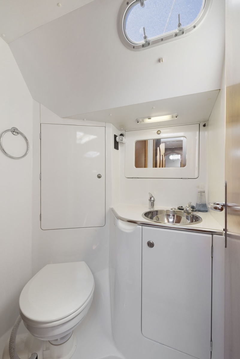 Crazy Horse 52ft Jeanneau Yacht For Sale