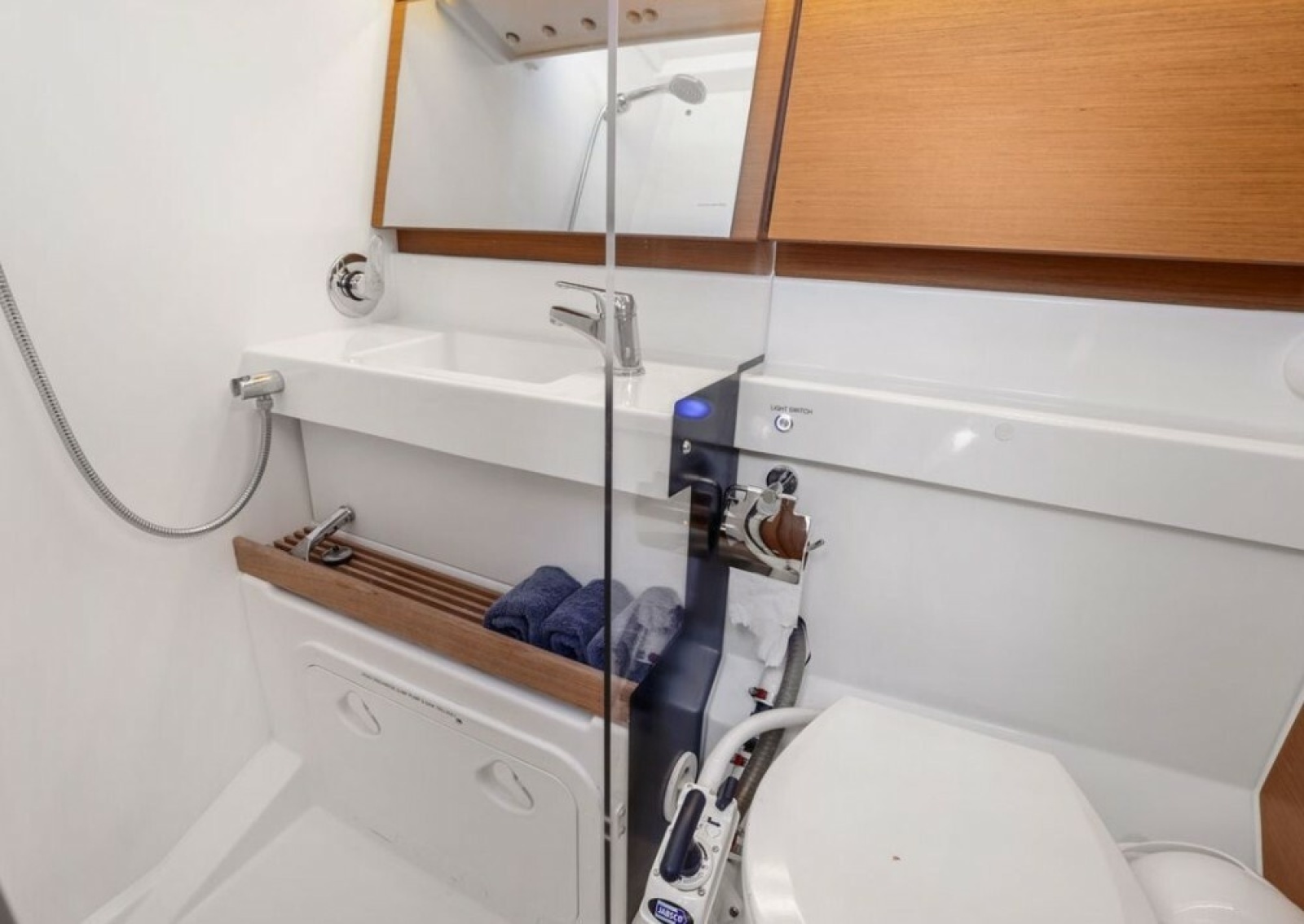 Perfect Timing 44ft Jeanneau Yacht For Sale