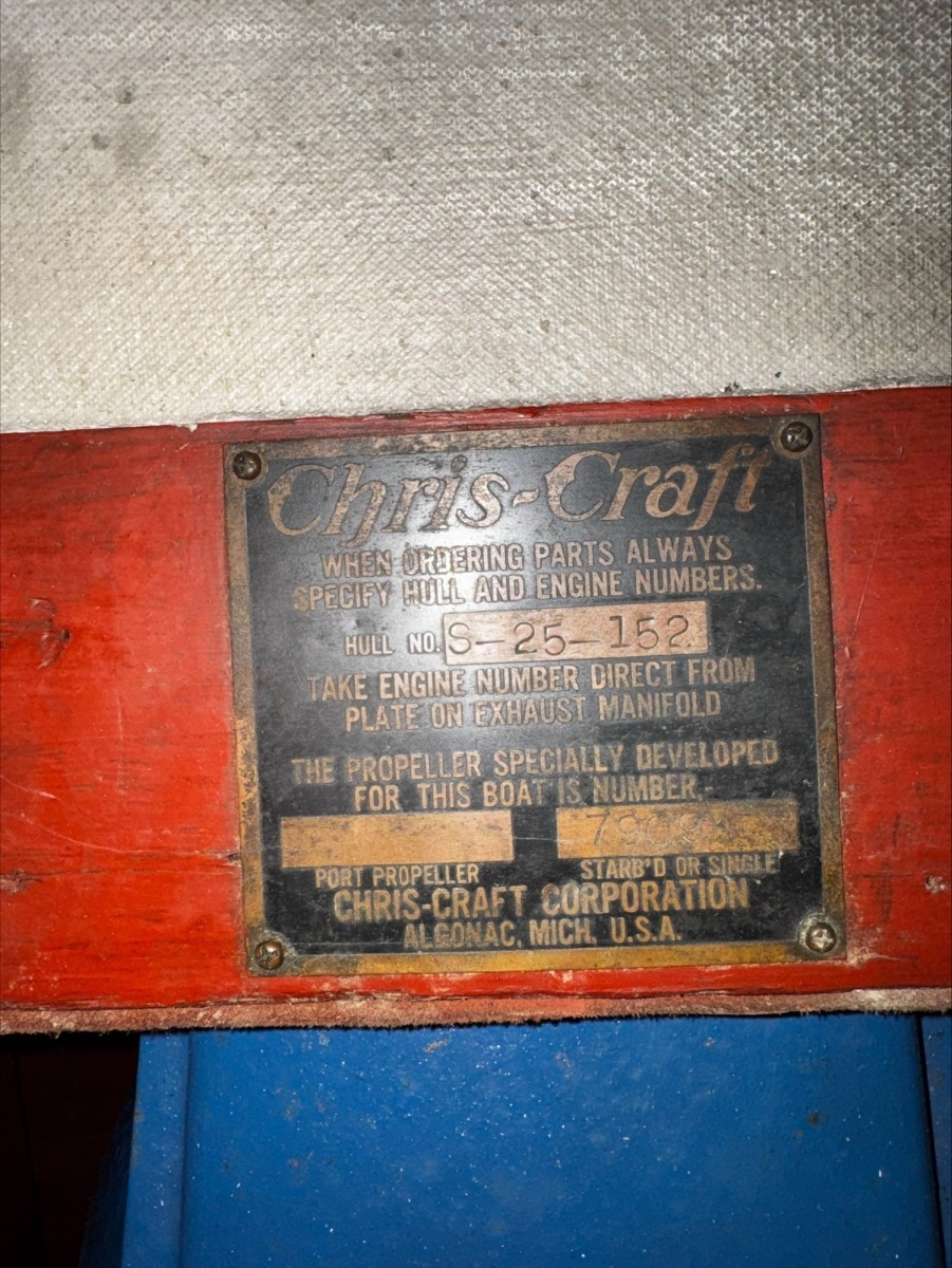 Old Timer 25ft Chris Craft Yacht For Sale