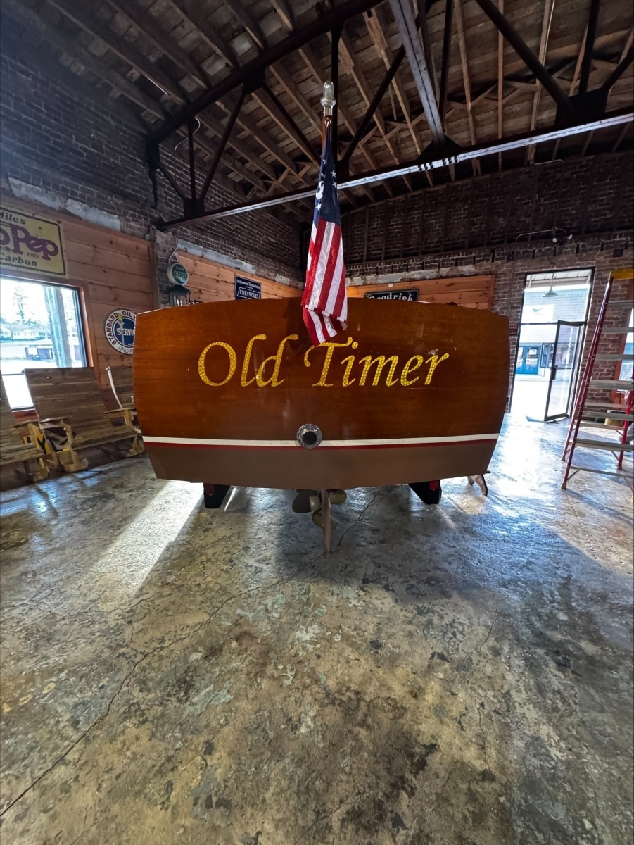 Old Timer 25ft Chris Craft Yacht For Sale