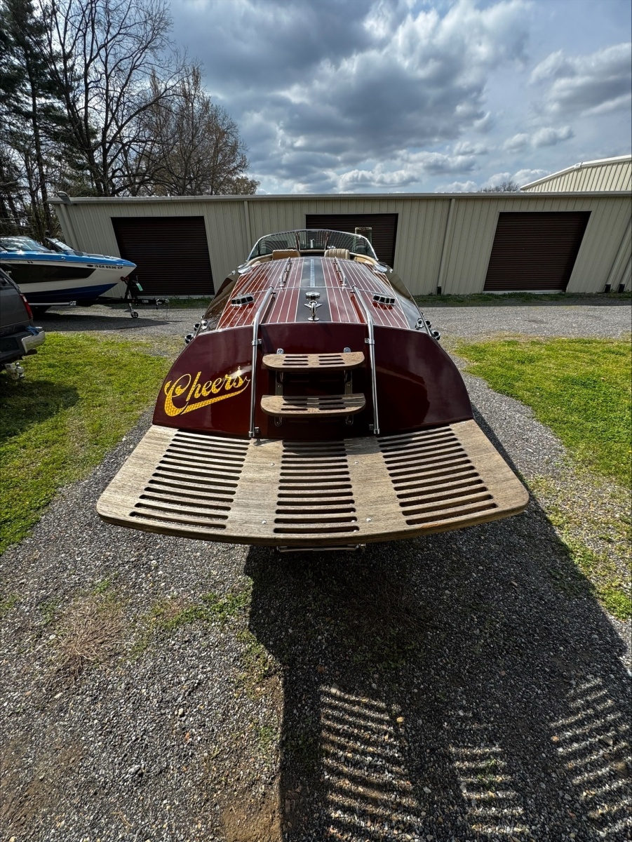 Cheers 28ft Hacker Craft Yacht For Sale