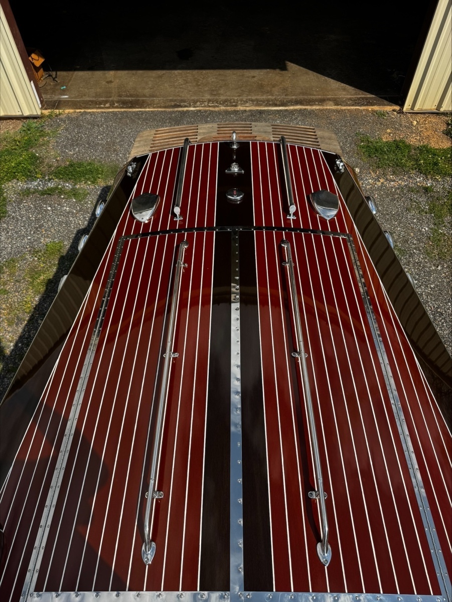 Cheers 28ft Hacker Craft Yacht For Sale