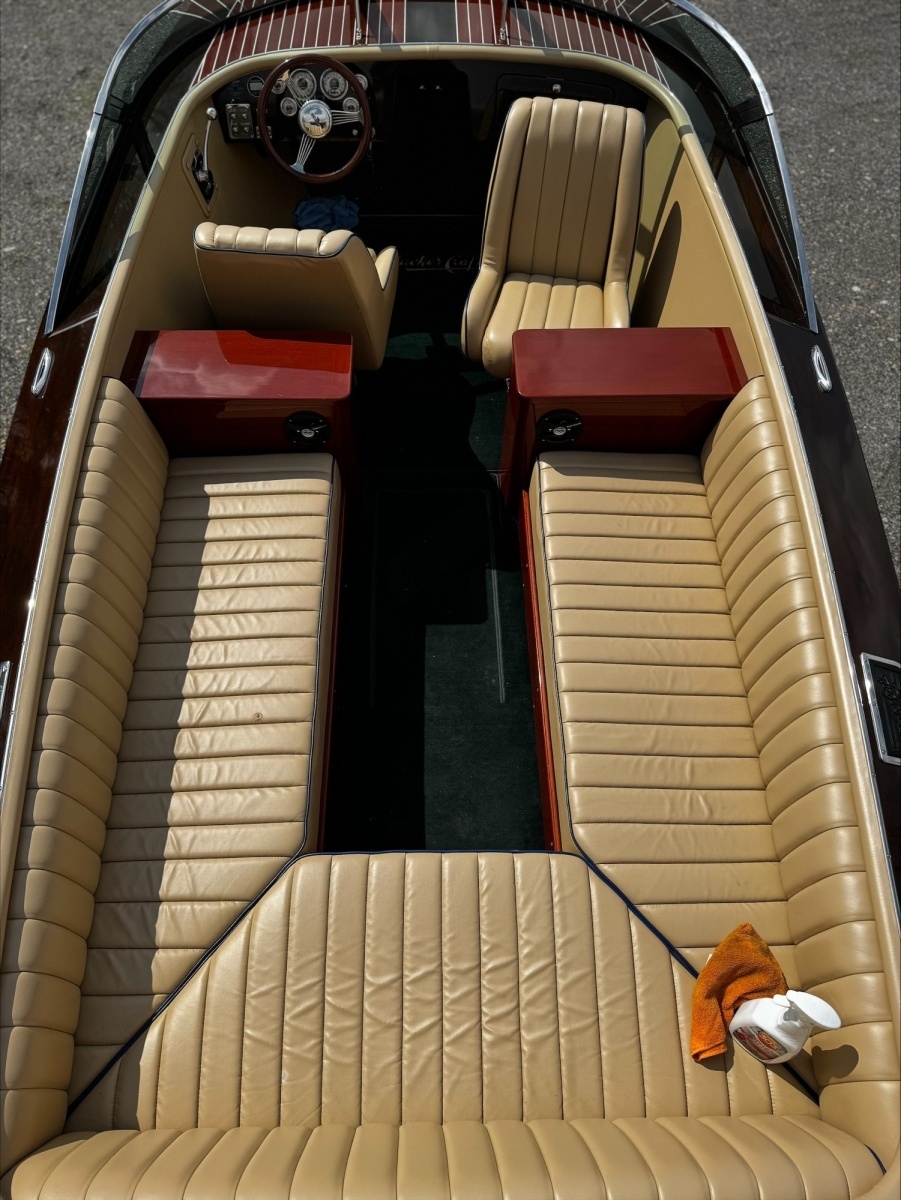 Cheers 28ft Hacker Craft Yacht For Sale