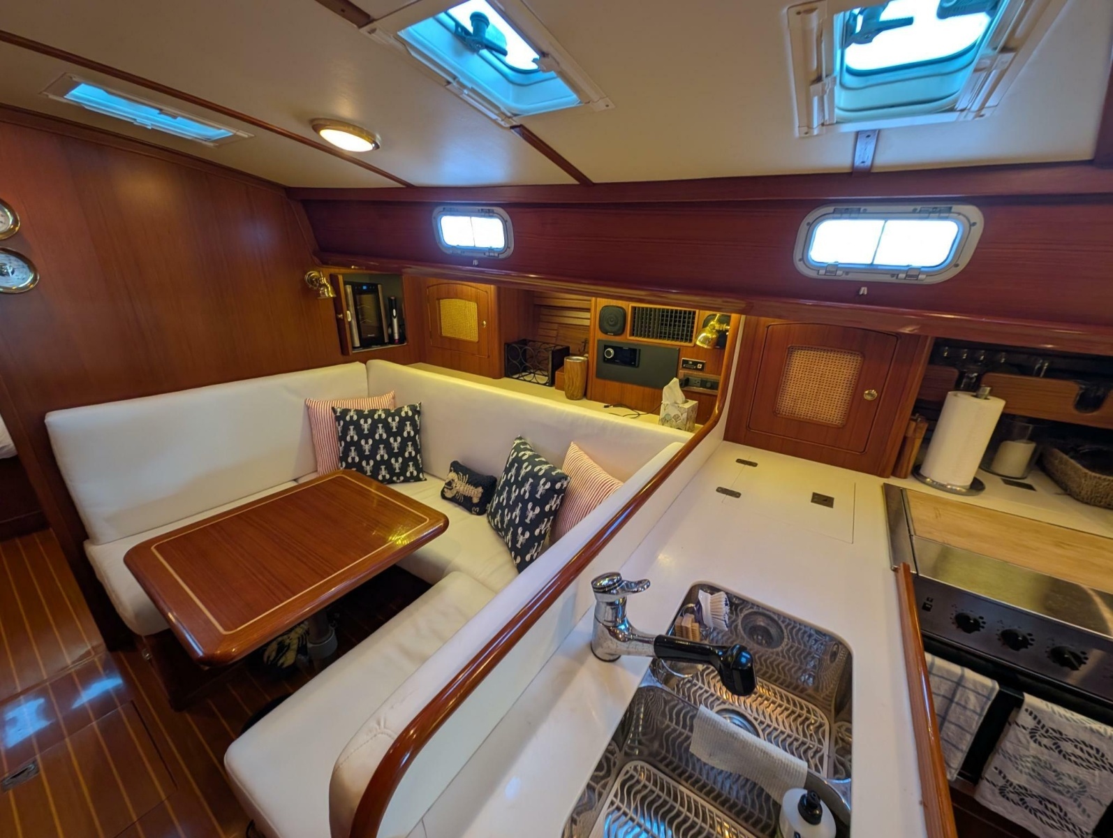 Good Ship 55ft Little Harbor Yacht For Sale