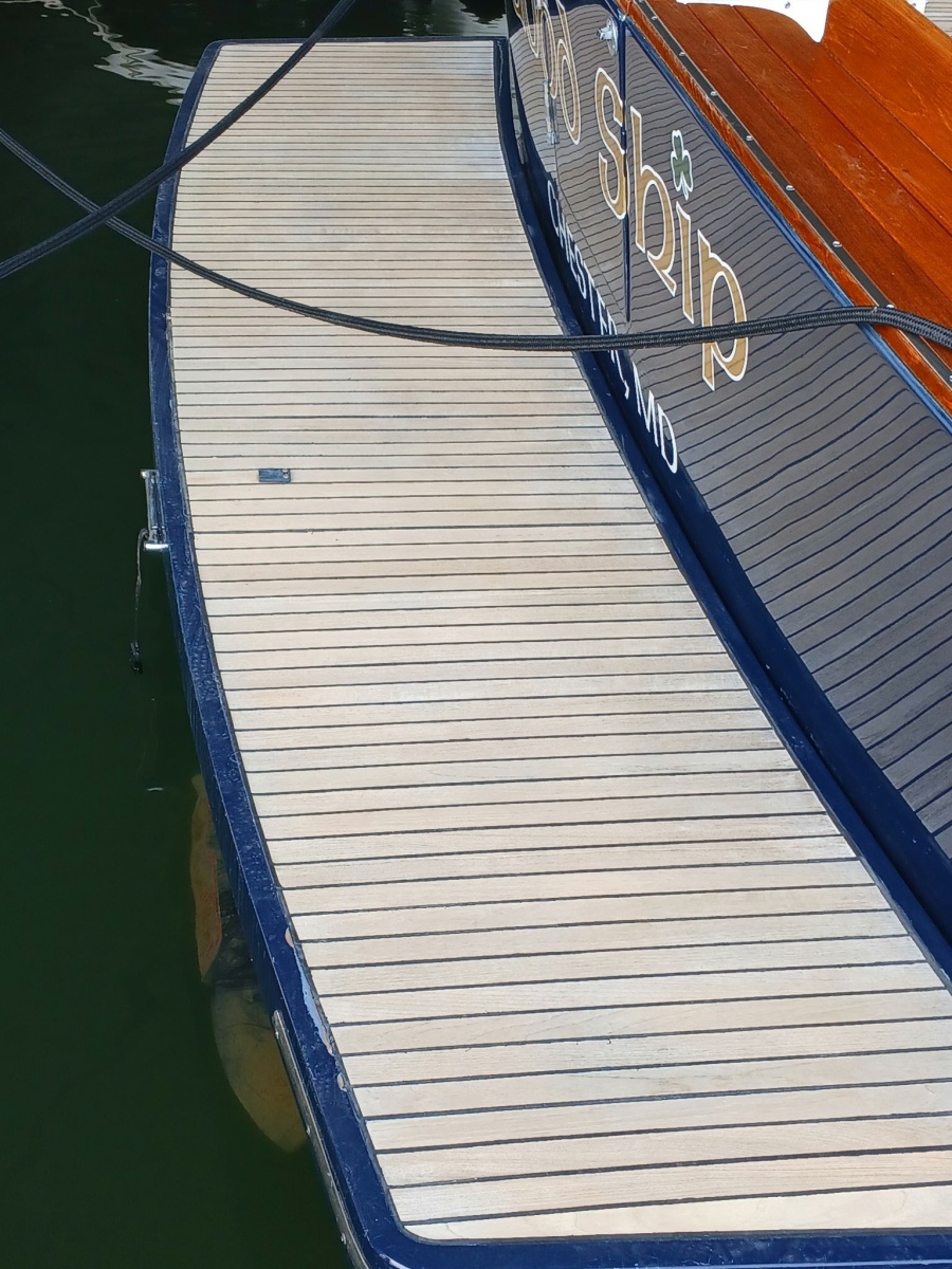 55' 1998 Little Harbor 