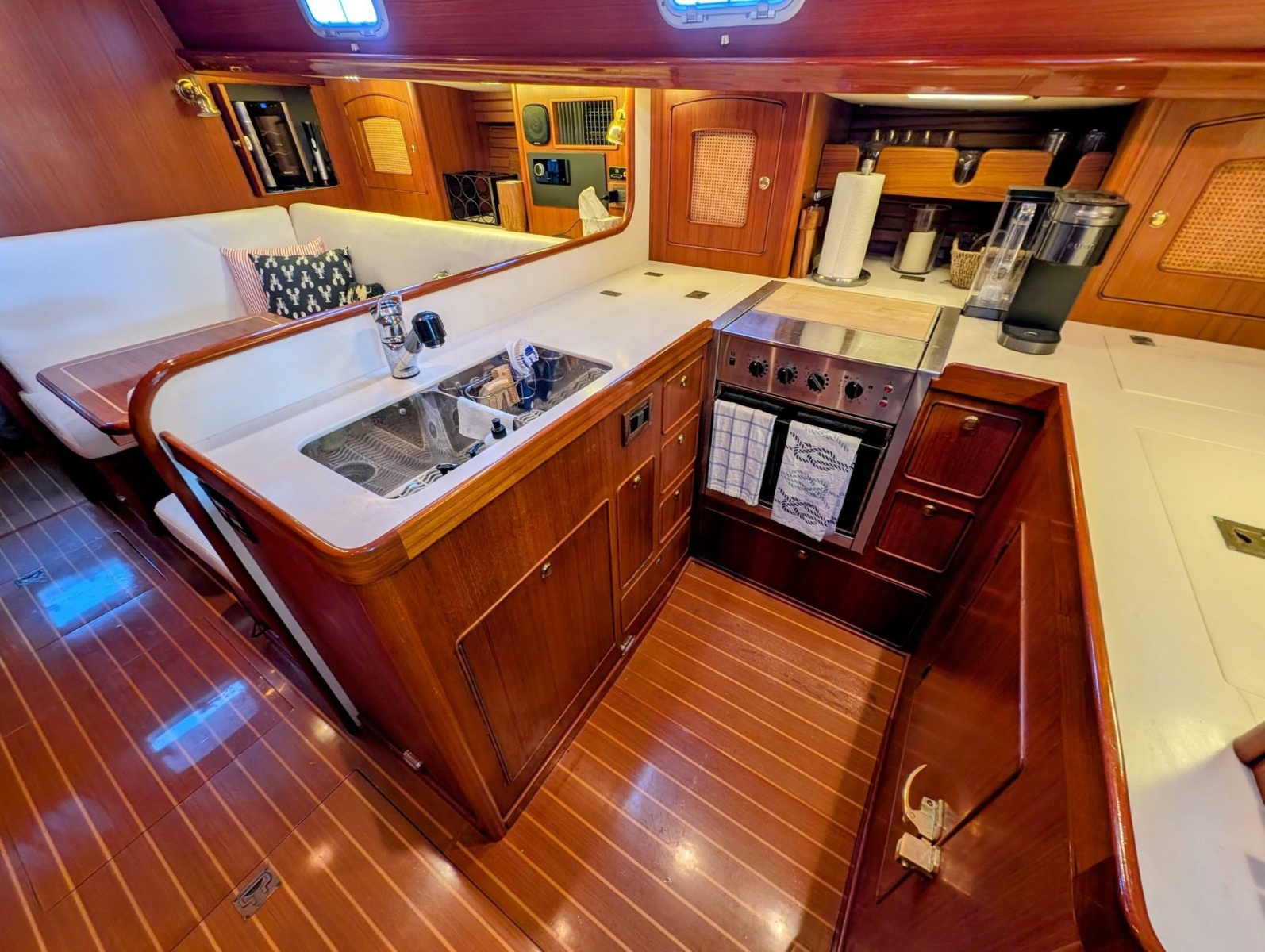 55' 1998 Little Harbor 