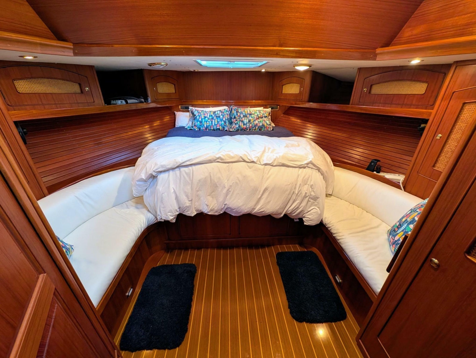 55' 1998 Little Harbor 