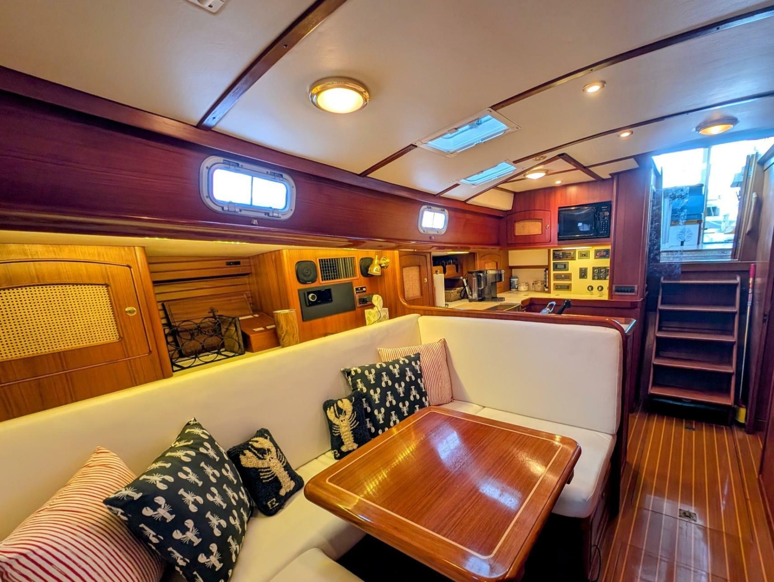 55' 1998 Little Harbor 