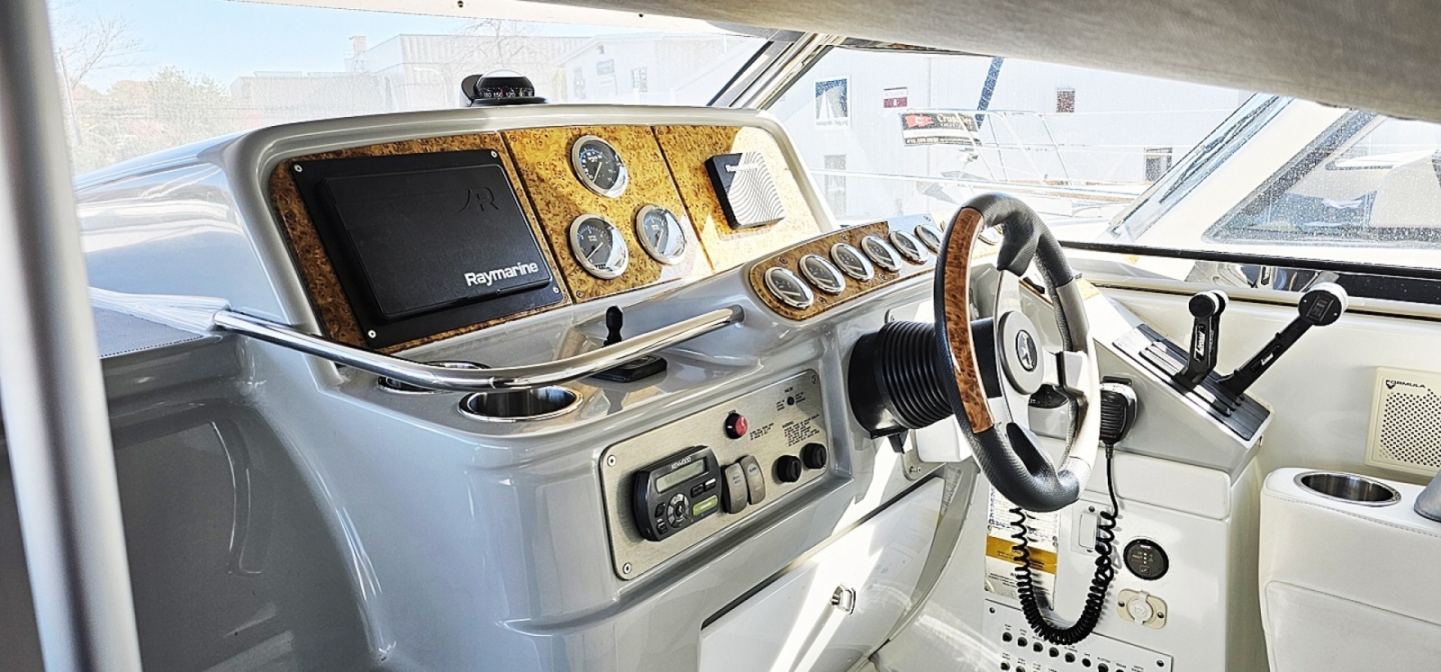 WHY KNOT 37ft Formula Yacht For Sale