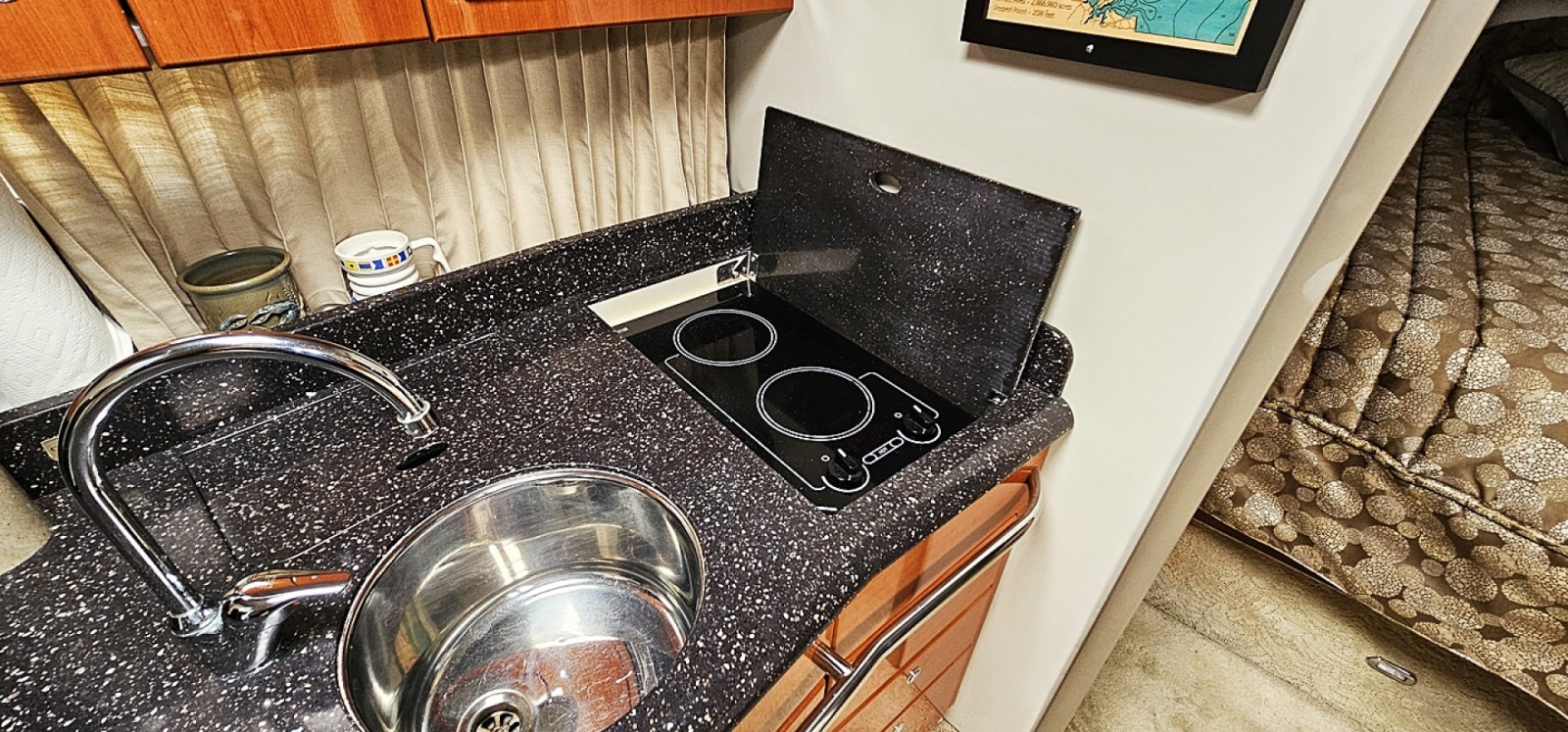 37' 2006 Formula 37PC