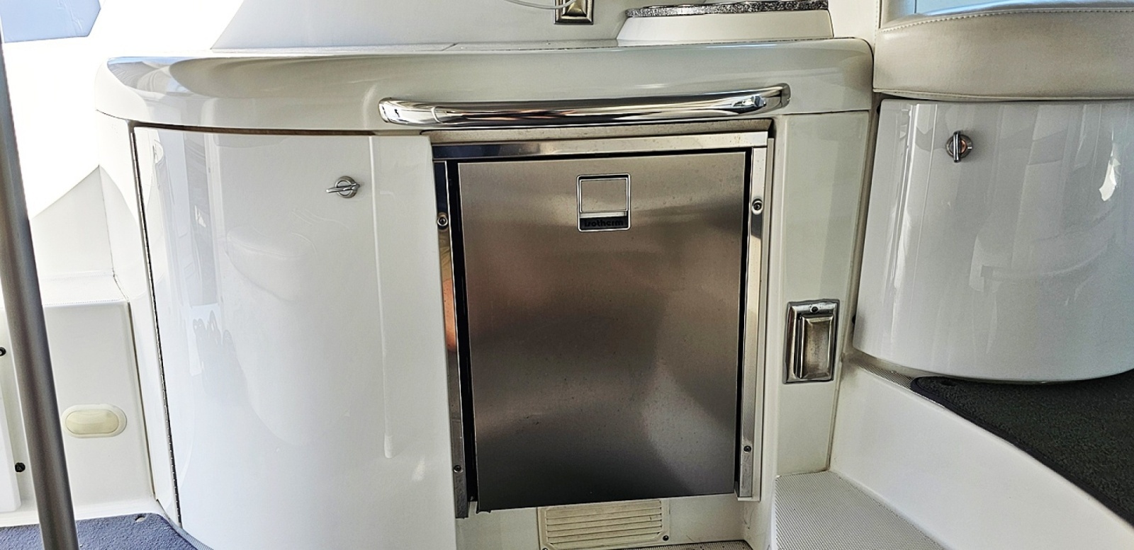 WHY KNOT 37ft Formula Yacht For Sale