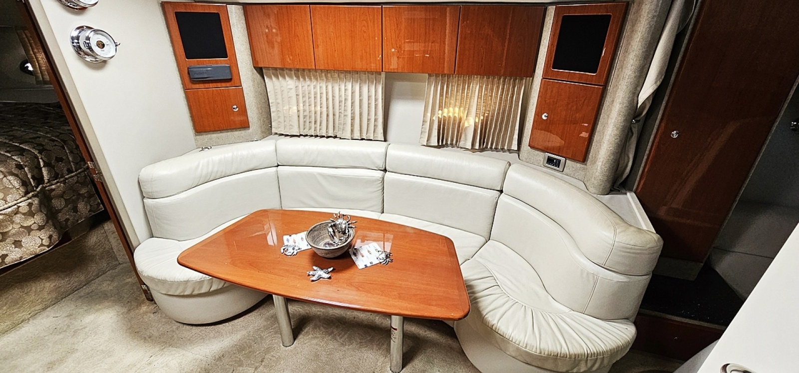 WHY KNOT 37ft Formula Yacht For Sale