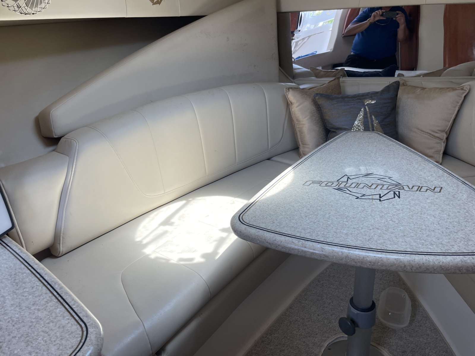 33ft Fountain Yacht For Sale