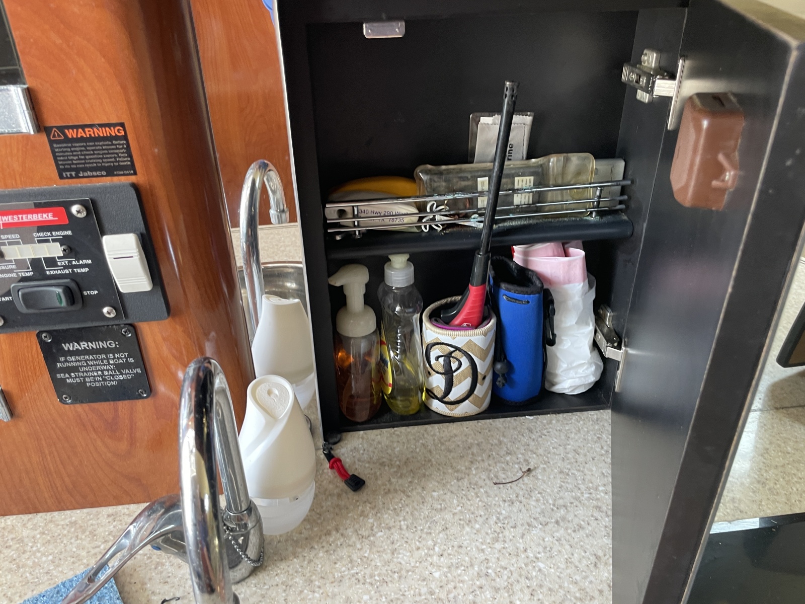 33' 2006 Fountain 33SFC