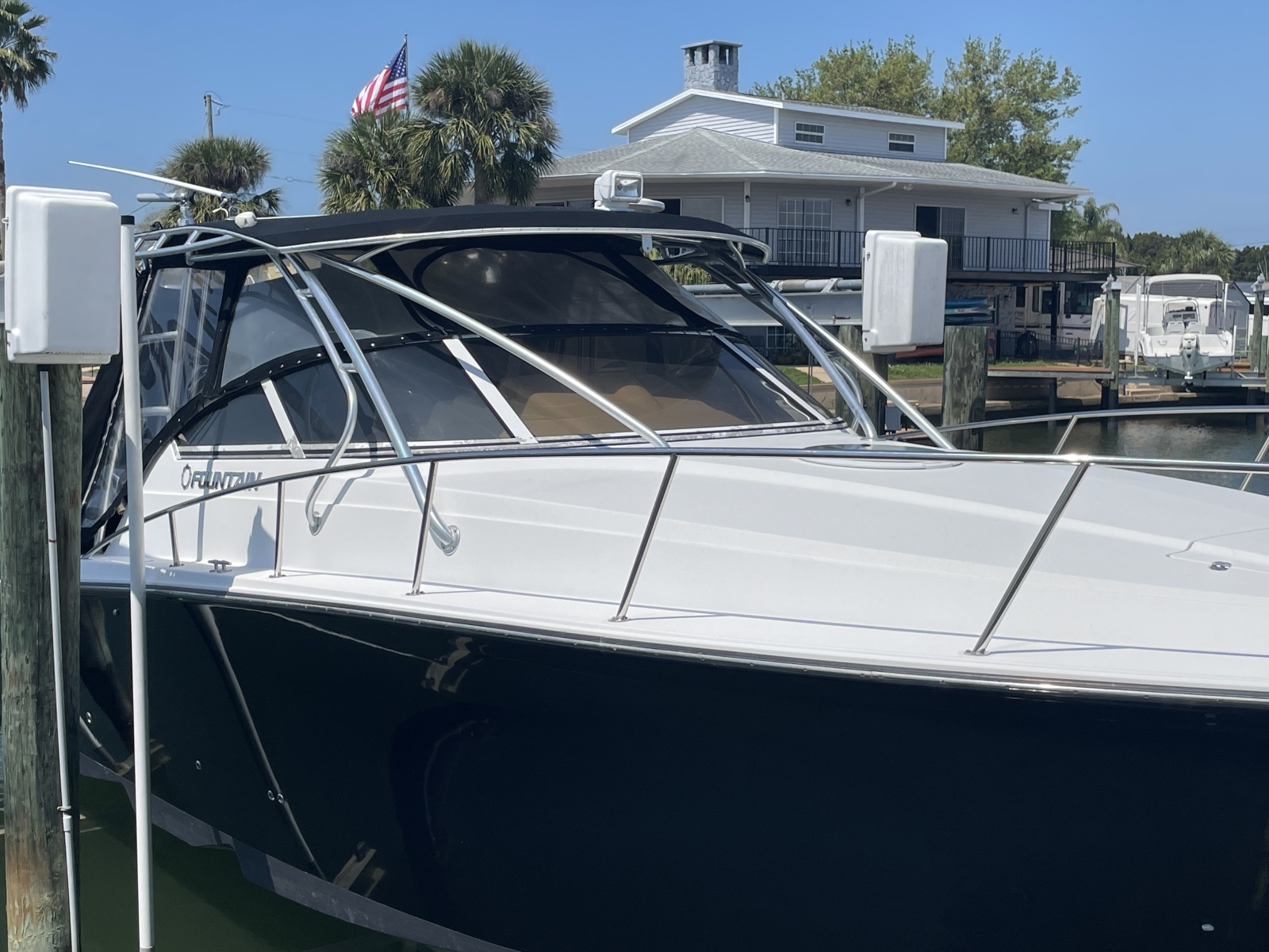 33ft Fountain Yacht For Sale