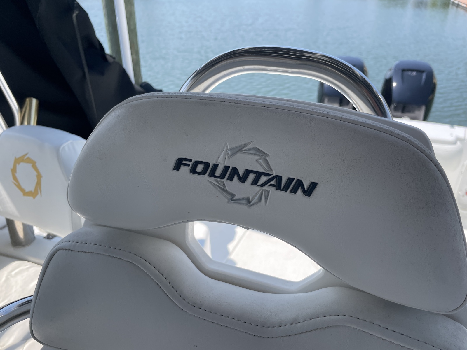 33ft Fountain Yacht For Sale