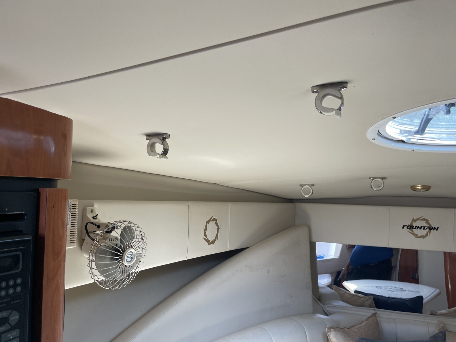 33ft Fountain Yacht For Sale