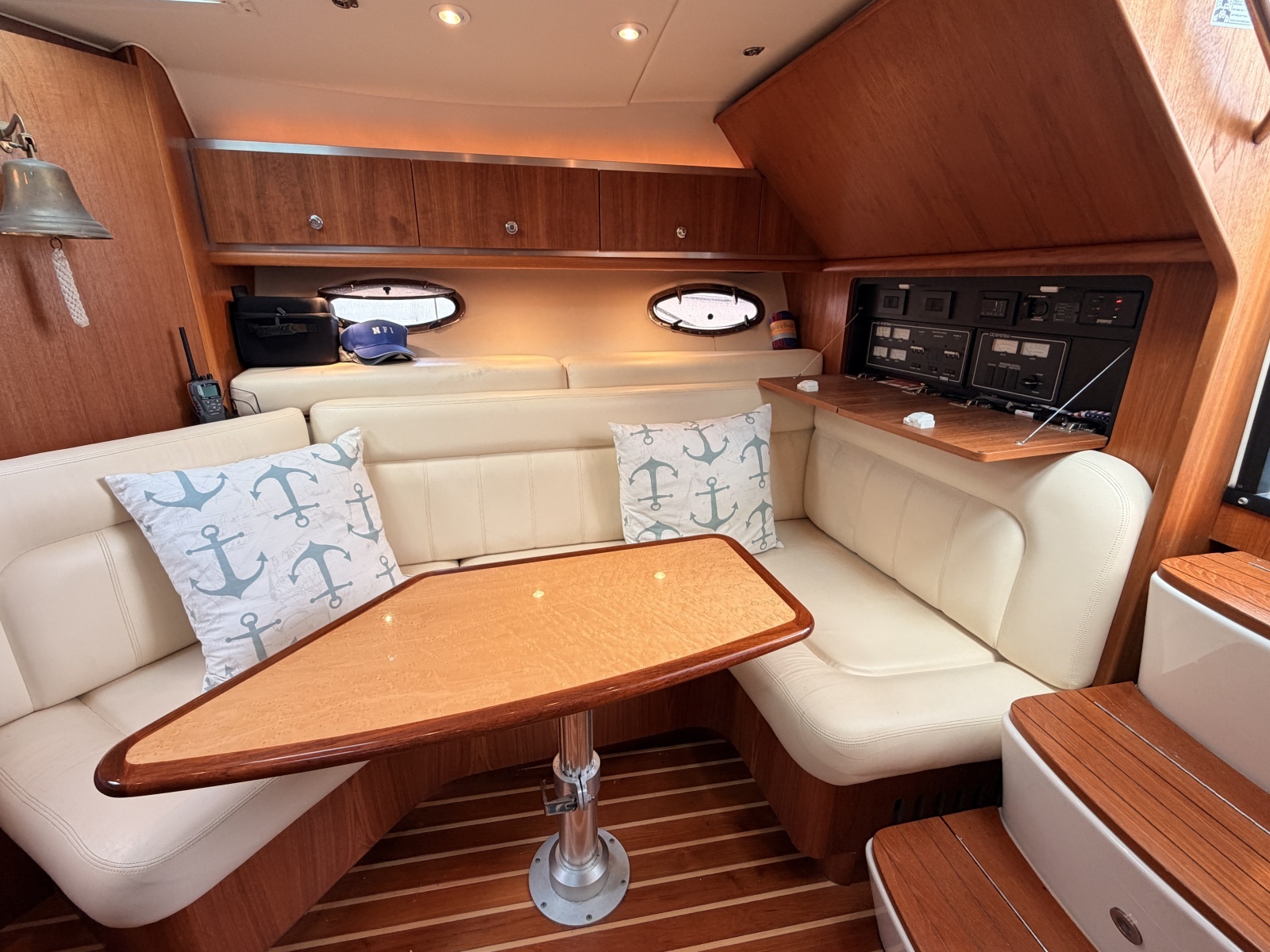 2007 Tiara Yachts 3200 Open