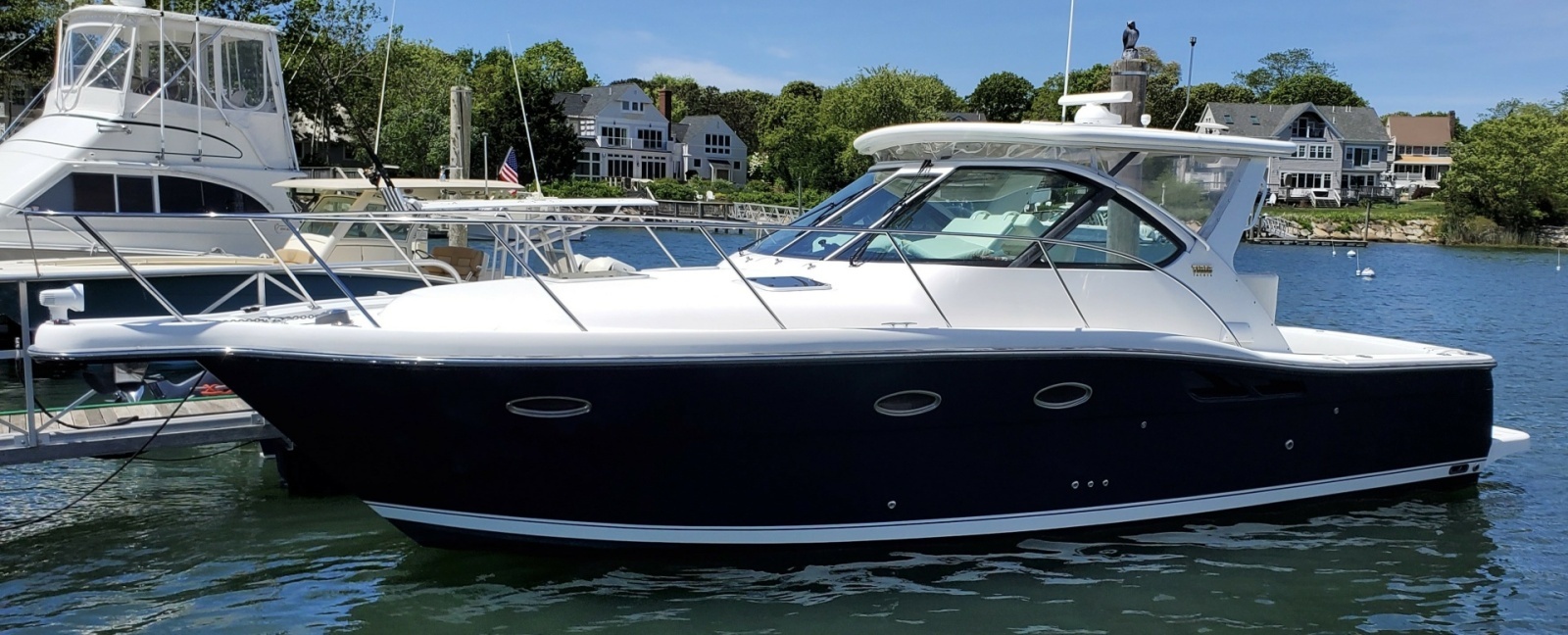 Blue Eyes 32ft Tiara Yachts Yacht For Sale