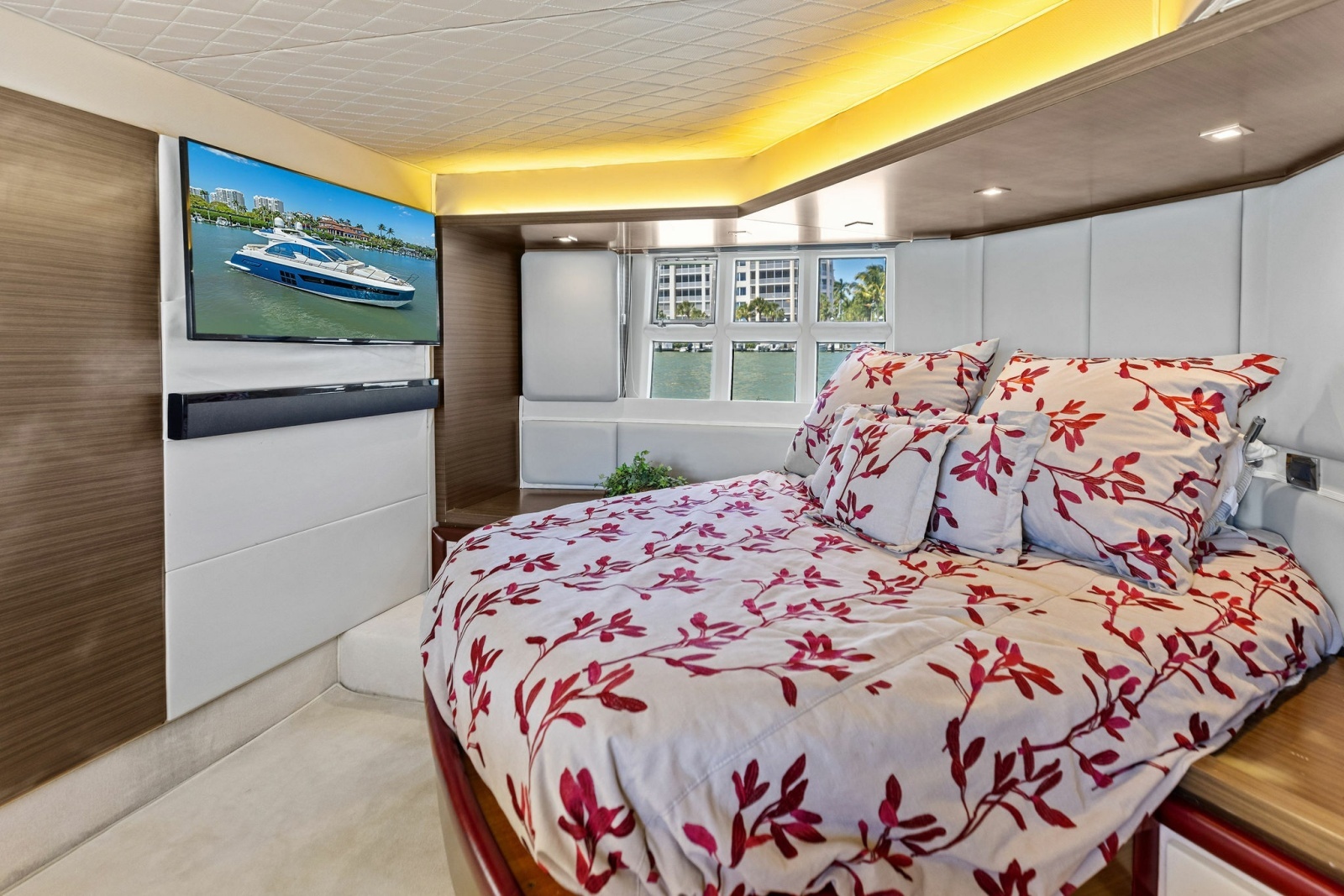 RADIO WAVES 55ft Azimut Yacht For Sale