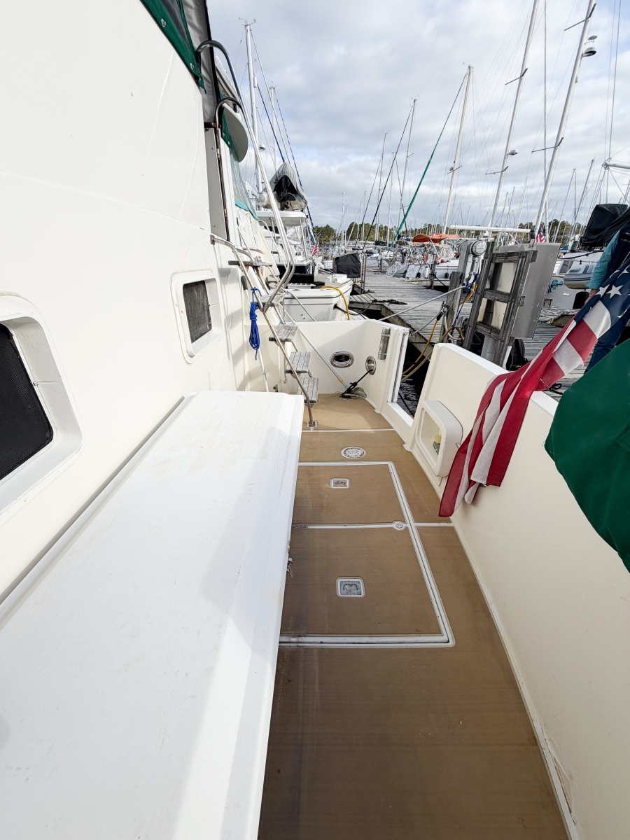 SOLIDARITY 52ft Jefferson Yacht For Sale