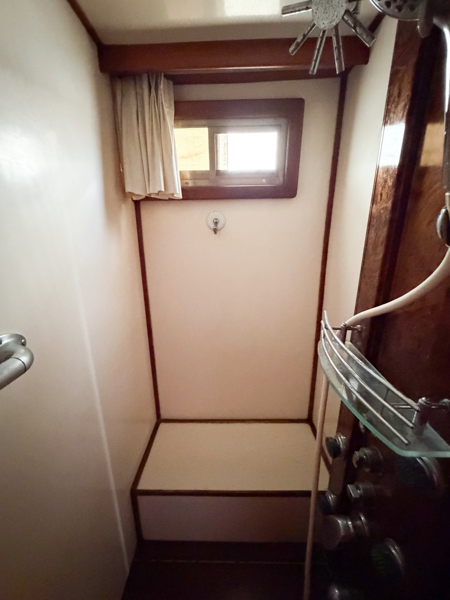 SOLIDARITY 52ft Jefferson Yacht For Sale