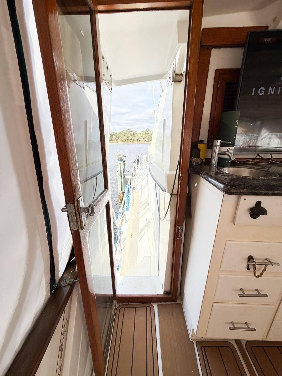 SOLIDARITY 52ft Jefferson Yacht For Sale