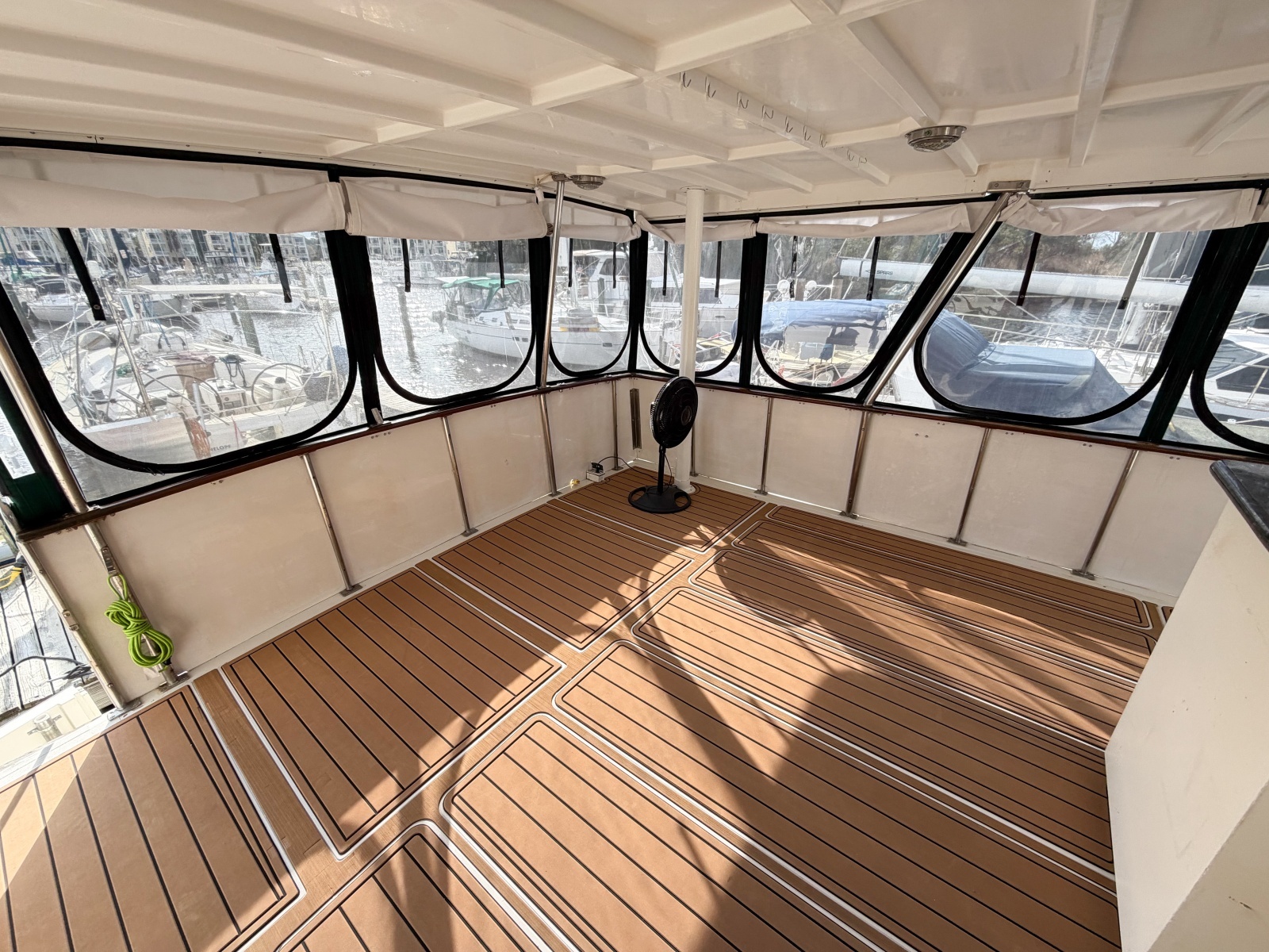 SOLIDARITY 52ft Jefferson Yacht For Sale