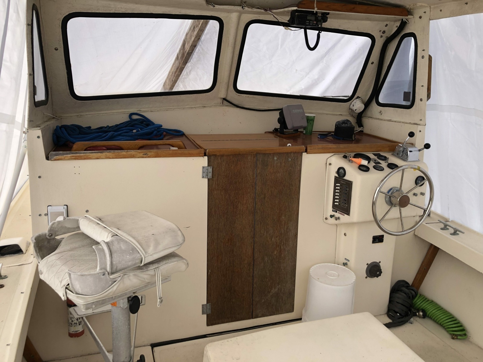 SPRAY 27ft Nauset Yacht For Sale