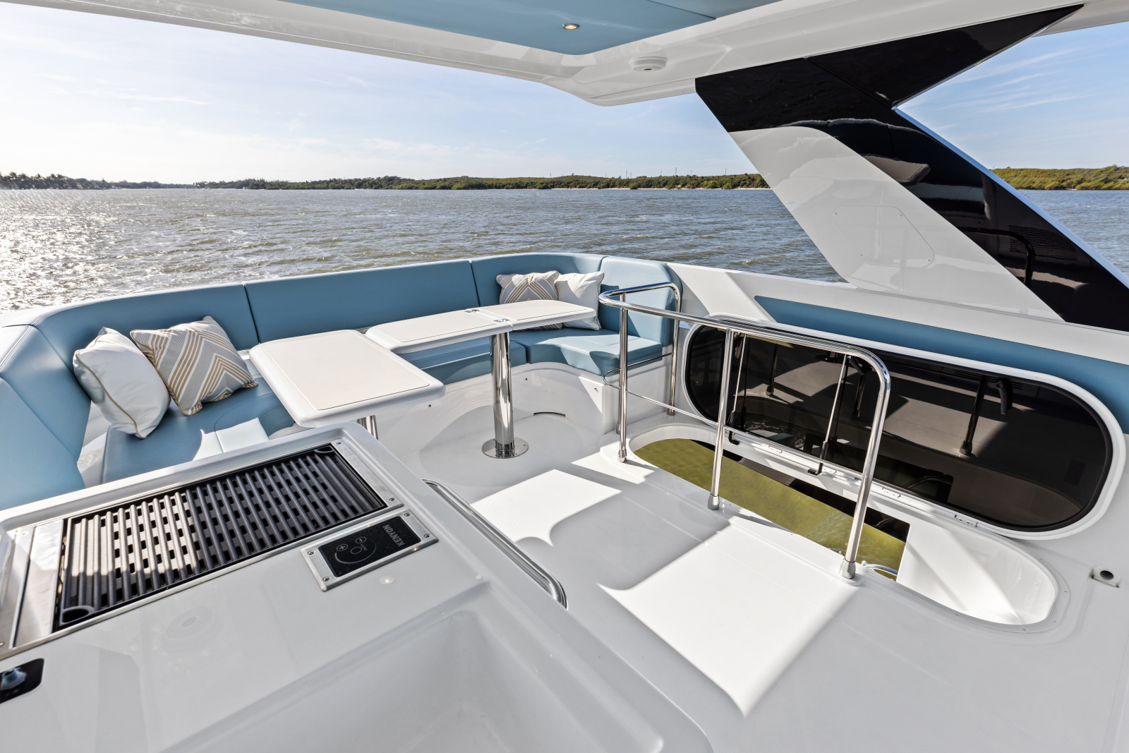 50ft Cruisers Yachts Yacht For Sale