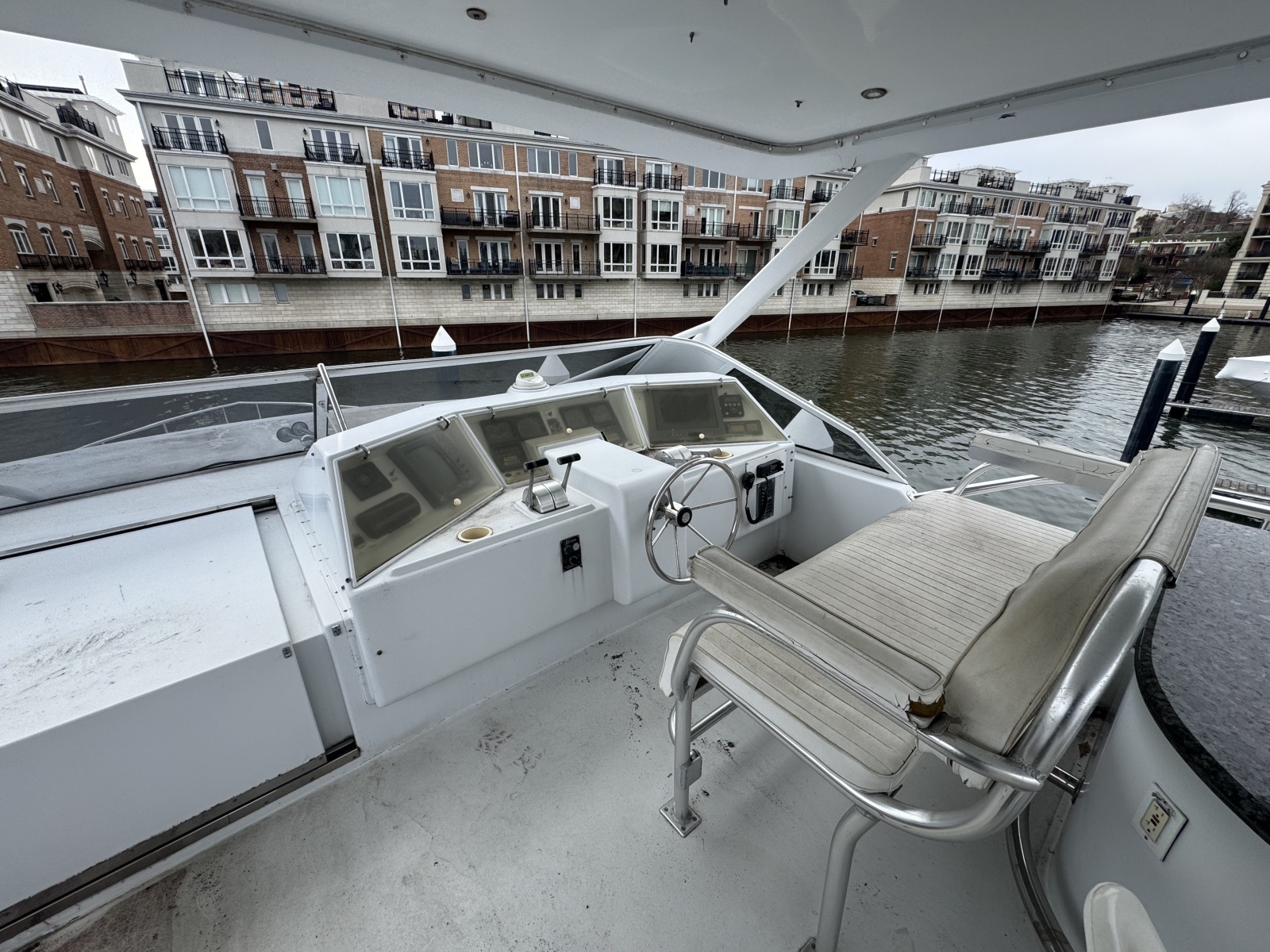 77ft Tarrab Yacht For Sale