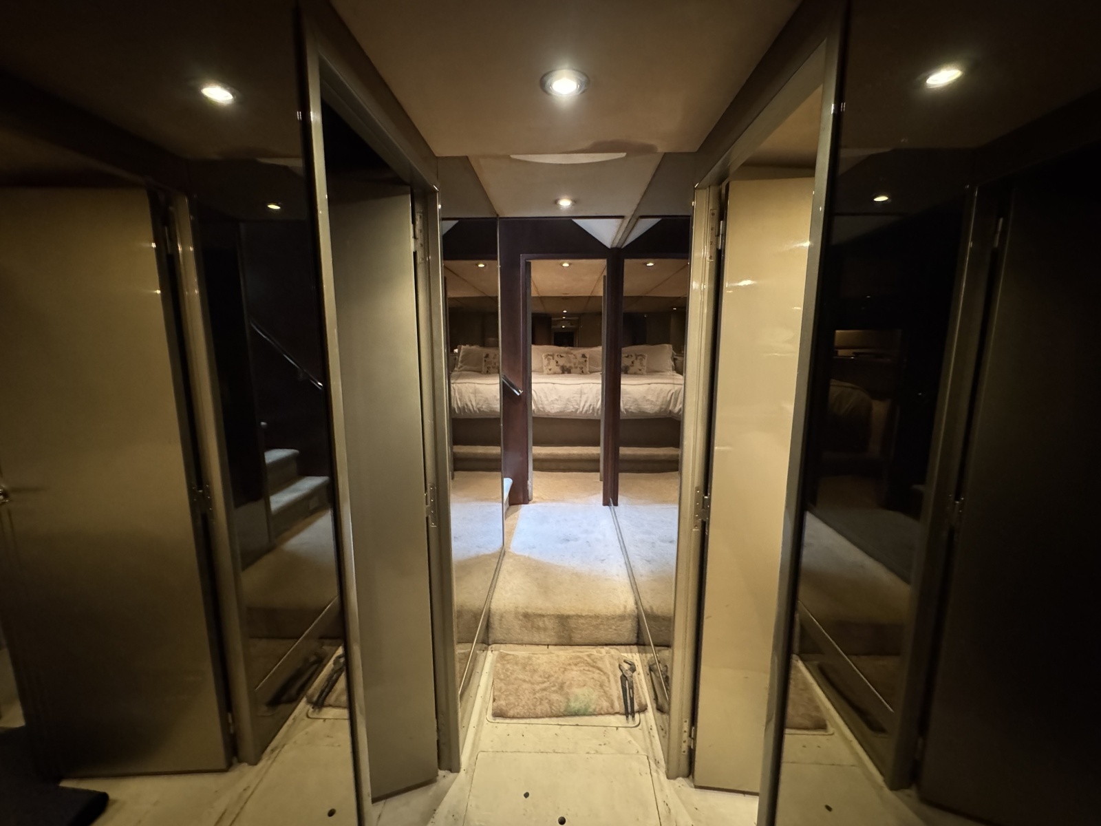 77ft Tarrab Yacht For Sale