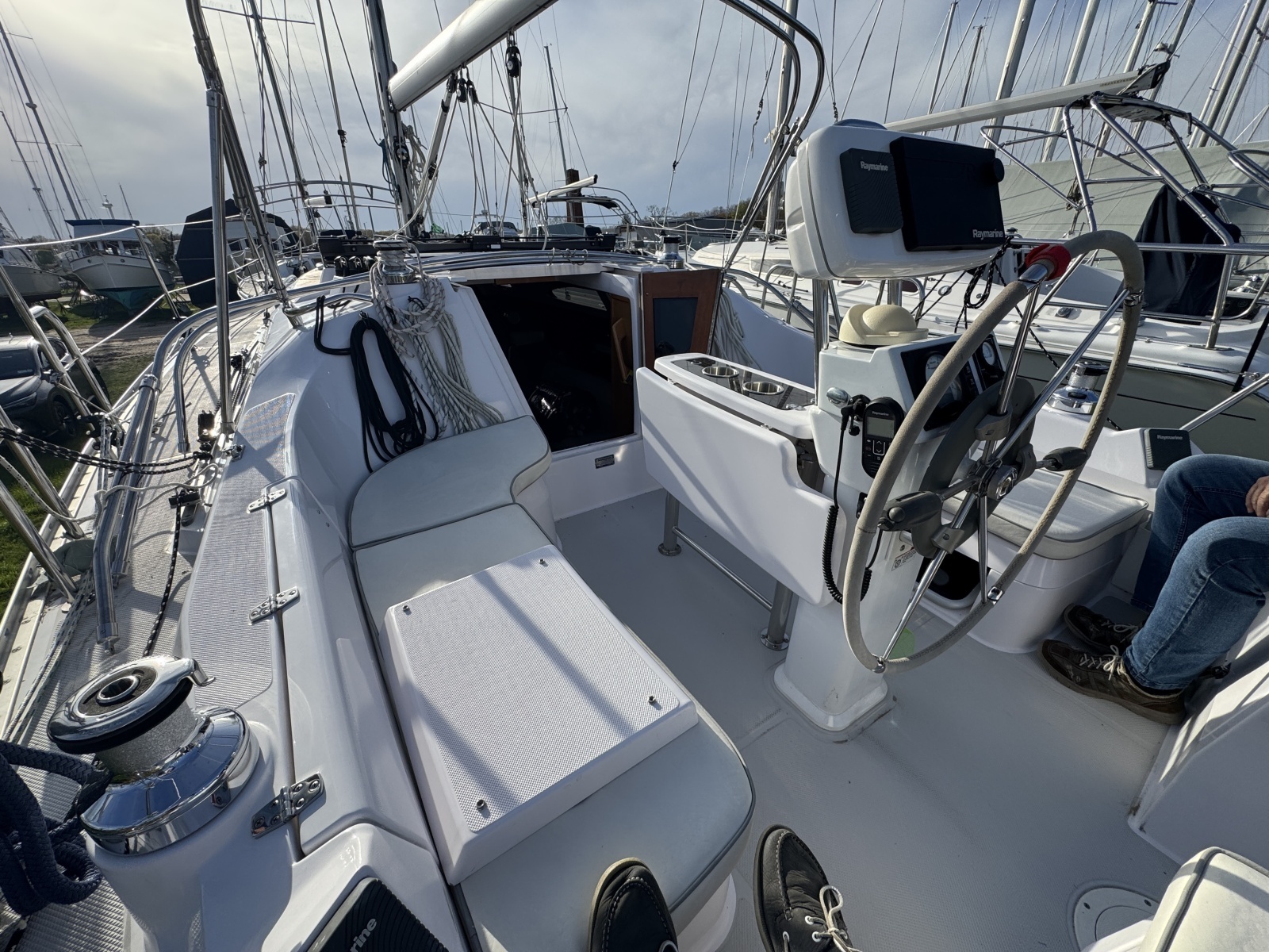 2019 Catalina 315