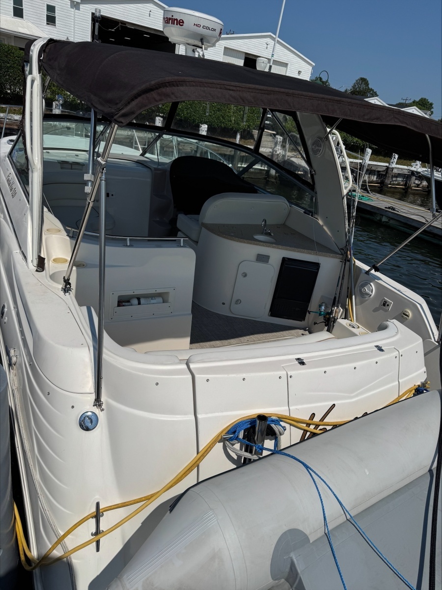 Voyager 32ft Rinker Yacht For Sale