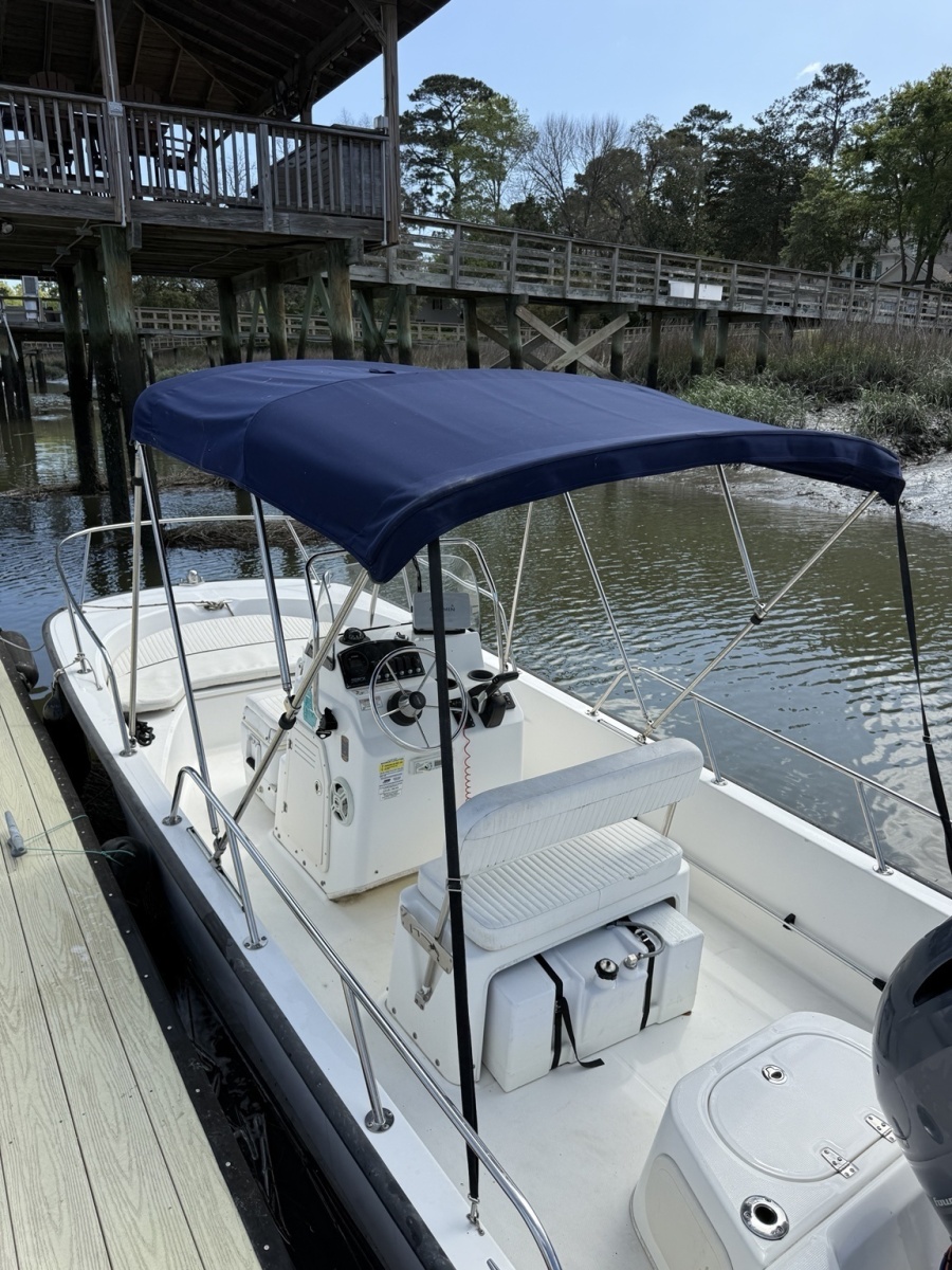 17' 2016 Boston Whaler Montauk 170