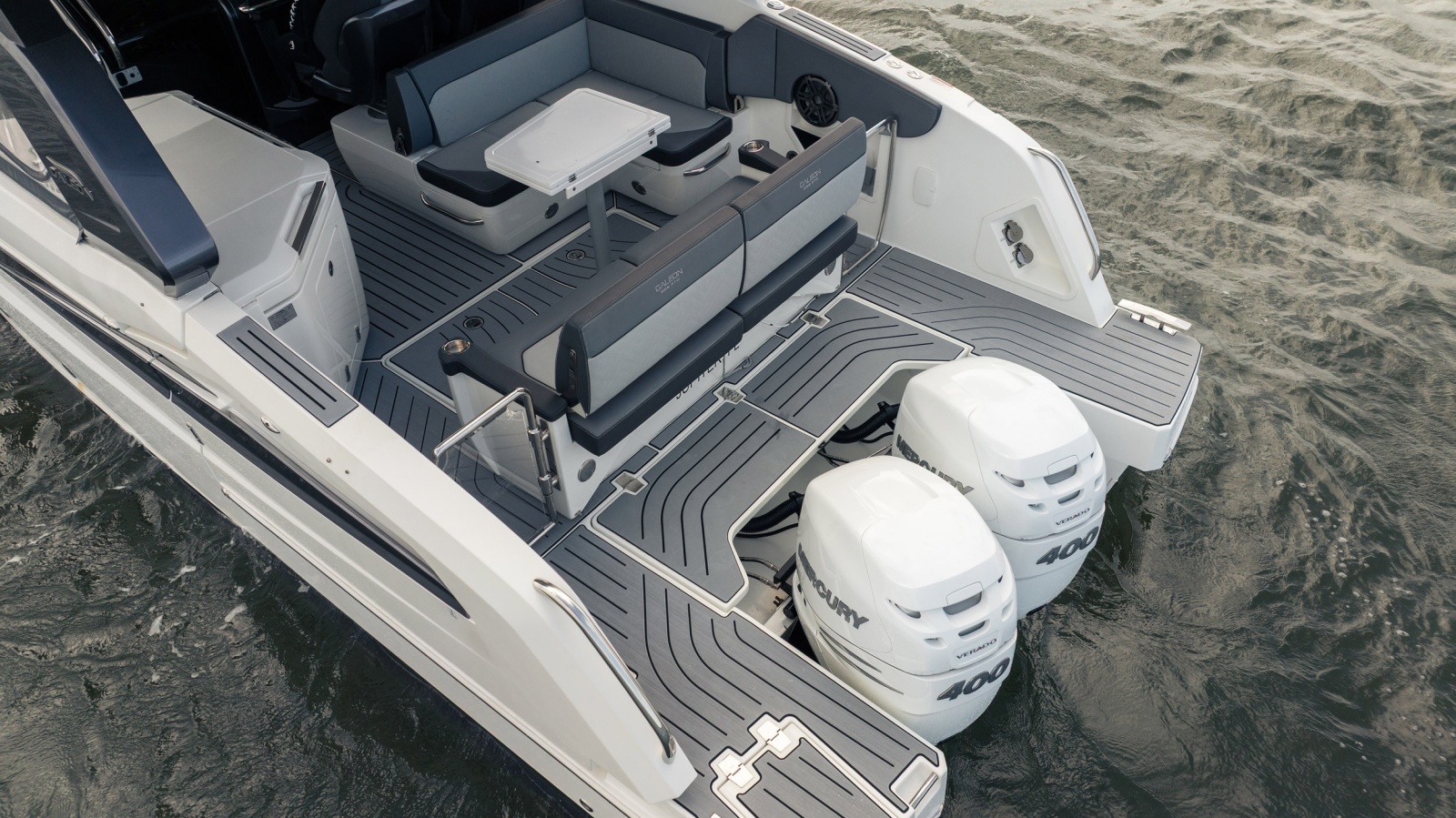 32' 2023 Galeon 