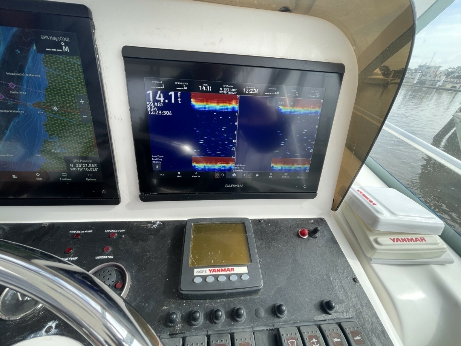 Illuminator 31ft Luhrs Yacht For Sale