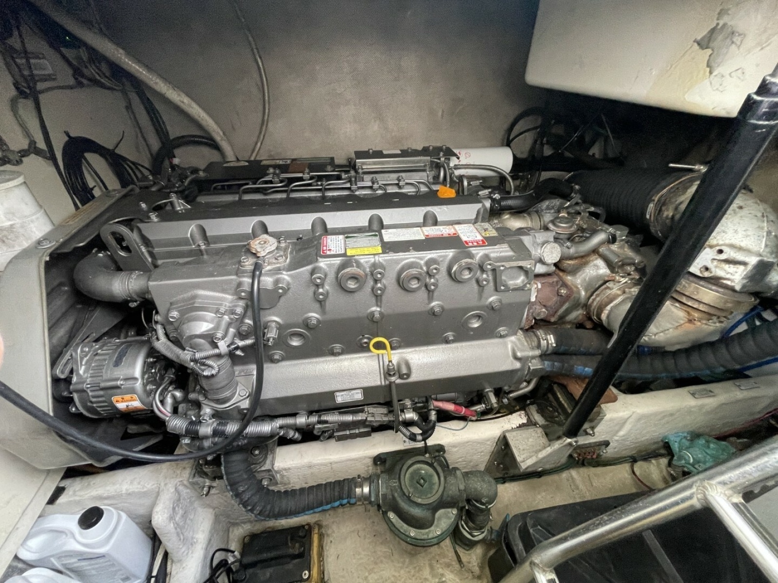 Illuminator 31ft Luhrs Yacht For Sale