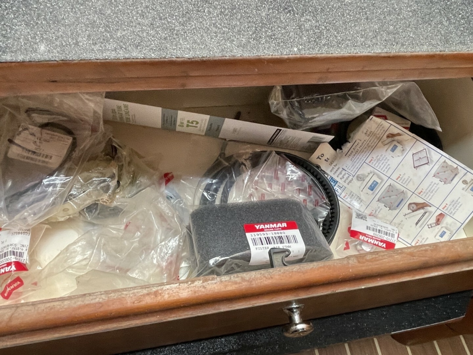 Illuminator 31ft Luhrs Yacht For Sale